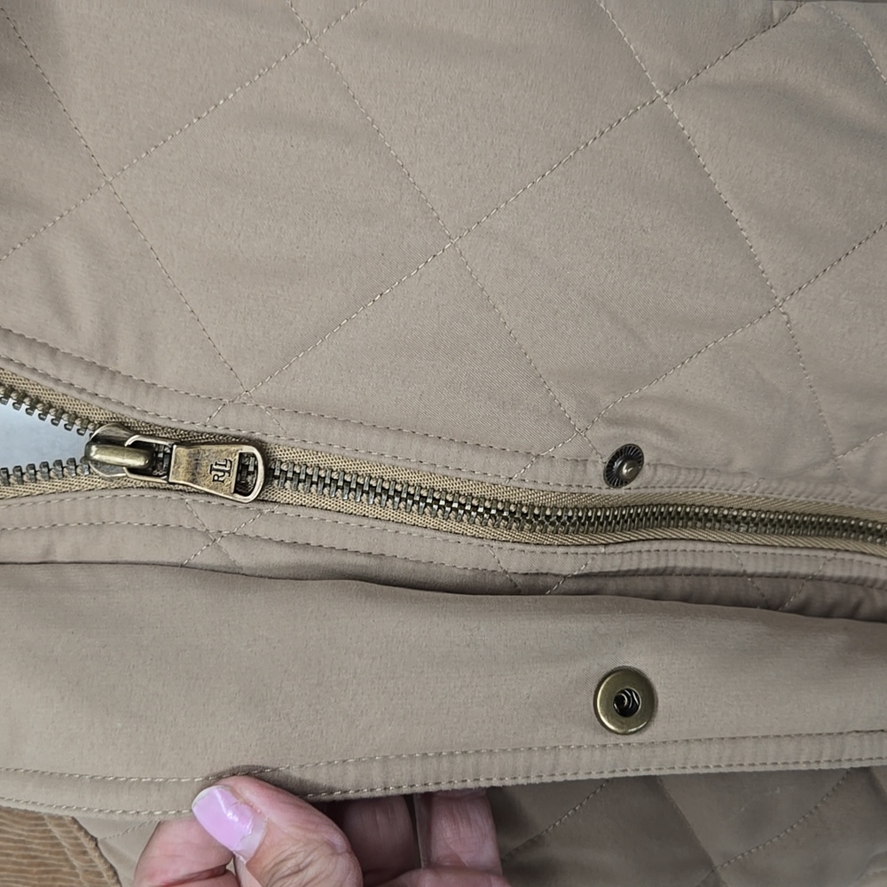 LAUREN Ralph Lauren khaki puffer jacket large petite - Picture 5 of 10